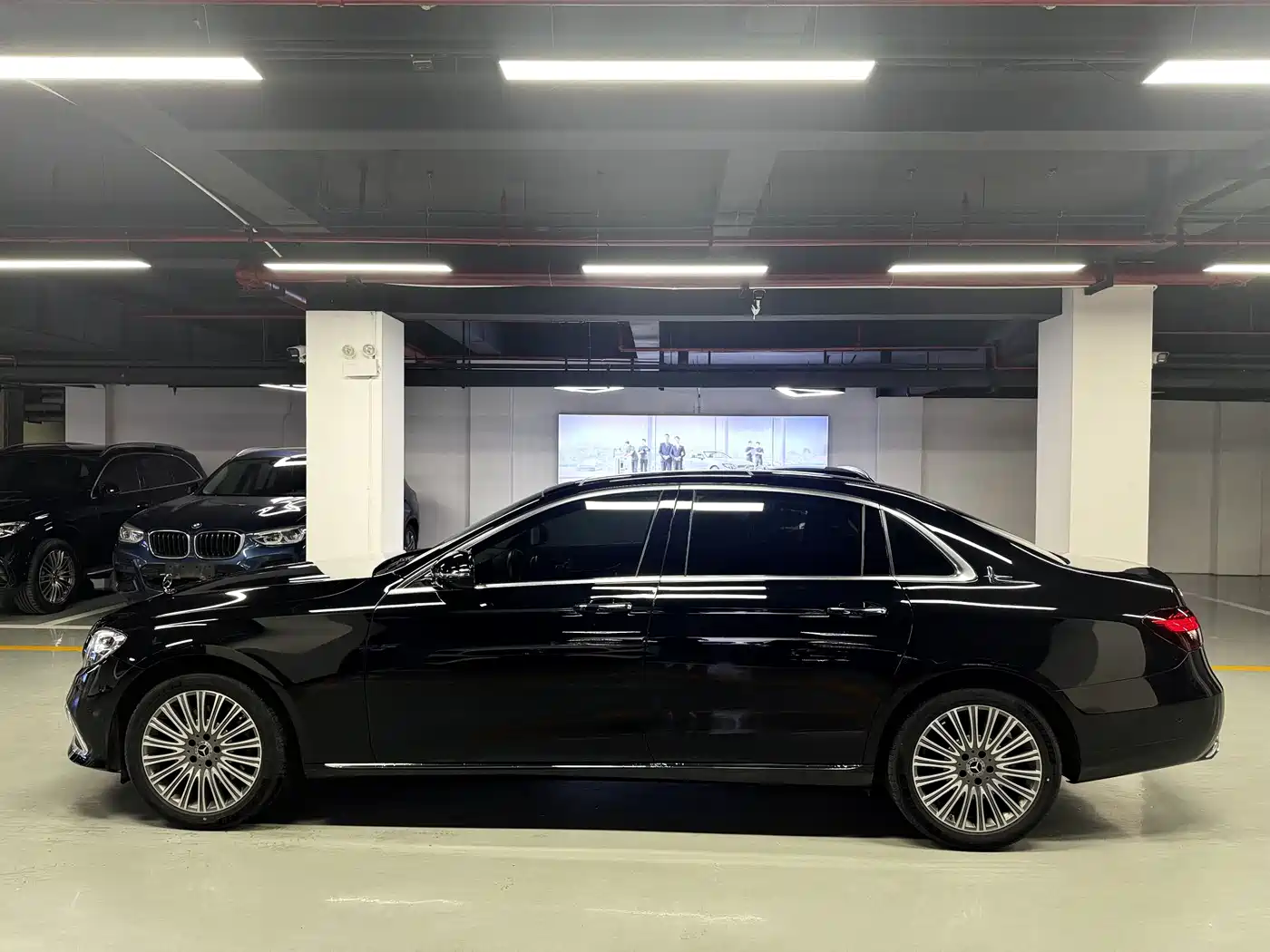 Mercedes-Benz E-Class 2023 E 300 L Luxury фото 9