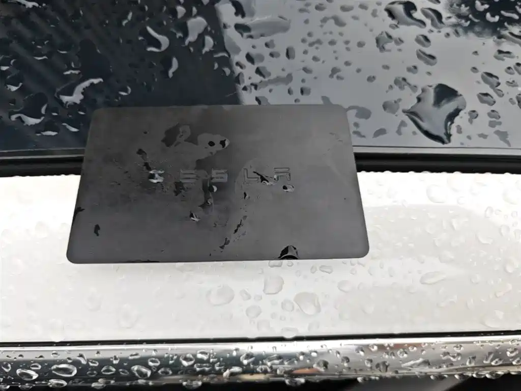 TESLA MODEL 3 (IMPORTED)