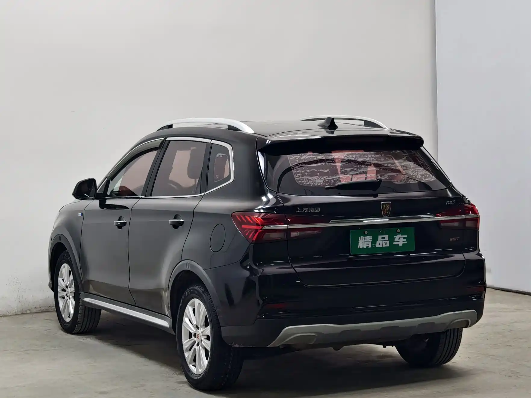 Фото 6 - Roewe RX5