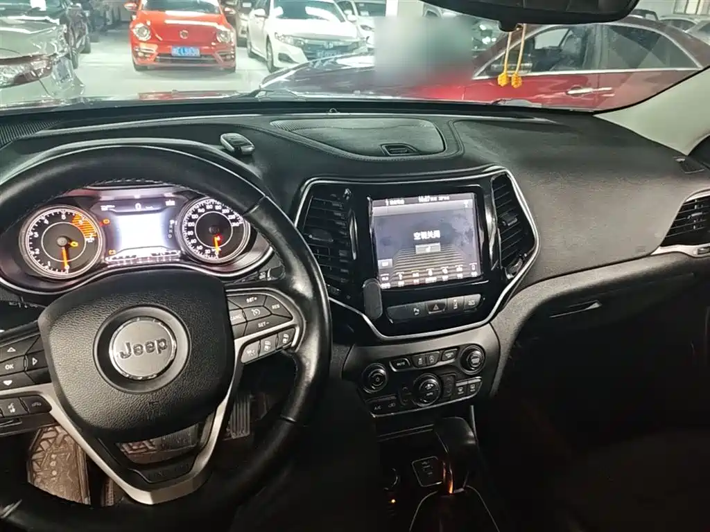 Jeep Cherokee 2019 2019 2.0T 4WD Adventure Edition China V