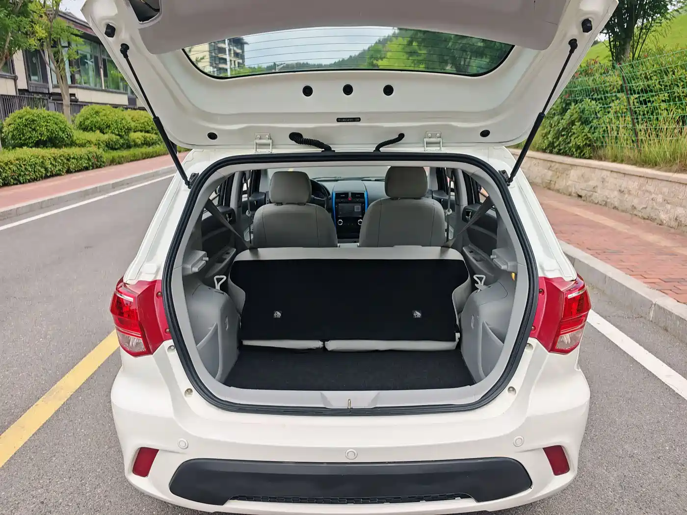 BAIC New Energy EV 2015 2015 EV160 Elegant Edition