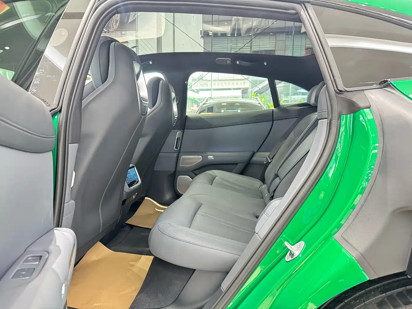 Xiaomi Auto Xiaomi YU7 2025 Extended Range RWD Edition фото 11