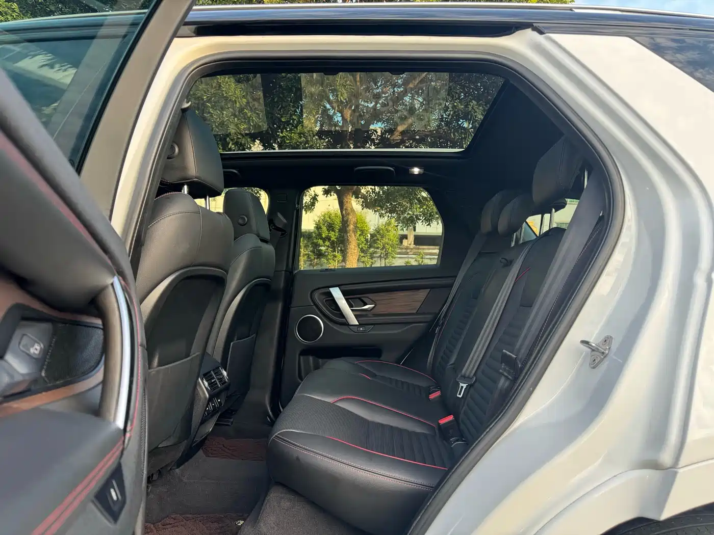Land Rover Discovery Sport 2020 249PS R-Dynamic Performance Tech 5-seater фото 16