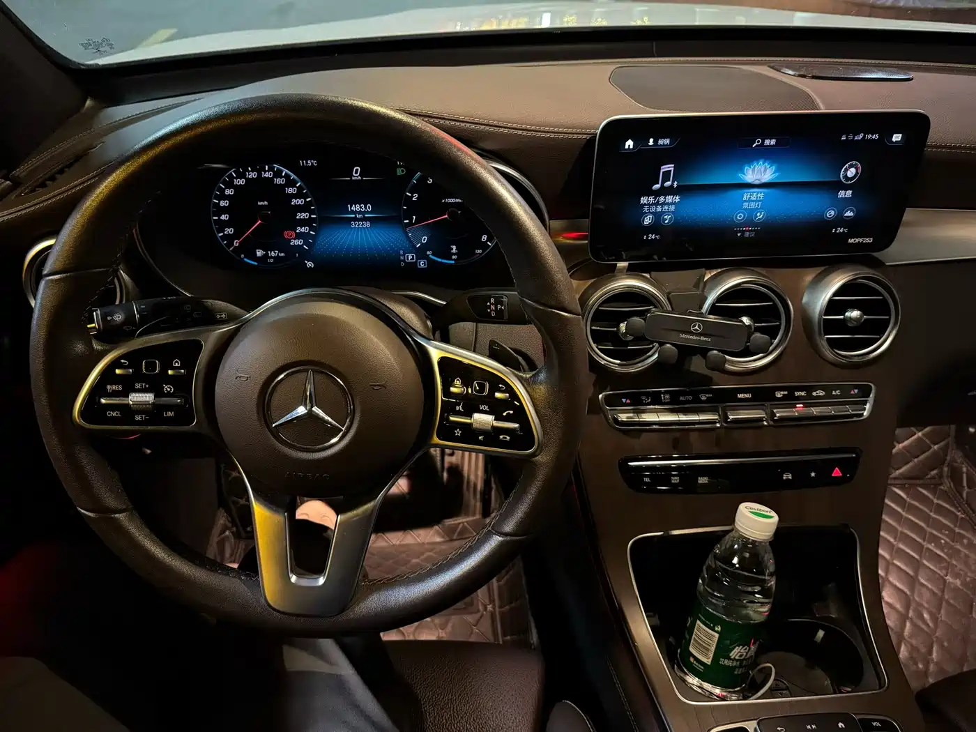 Mercedes-Benz GLC 2020 Facelift GLC 260 L 4MATIC Luxury фото 5