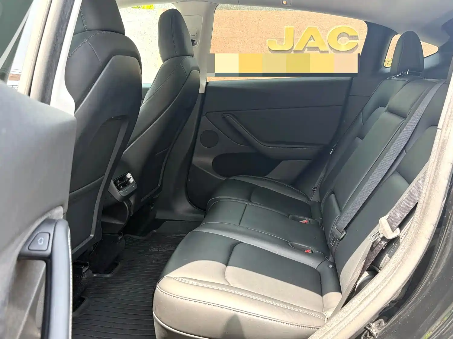 Фото 7 - Tesla Model Y