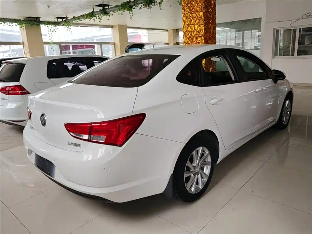 Buick Verano 2018 Sedan 15S Automatic Leading фото 7