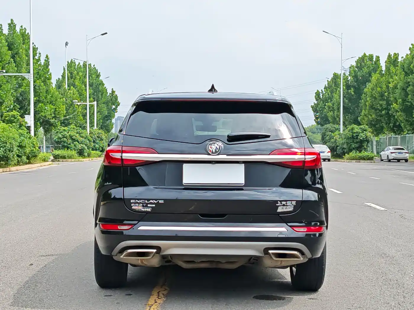 Фото 8 - Buick Enclave