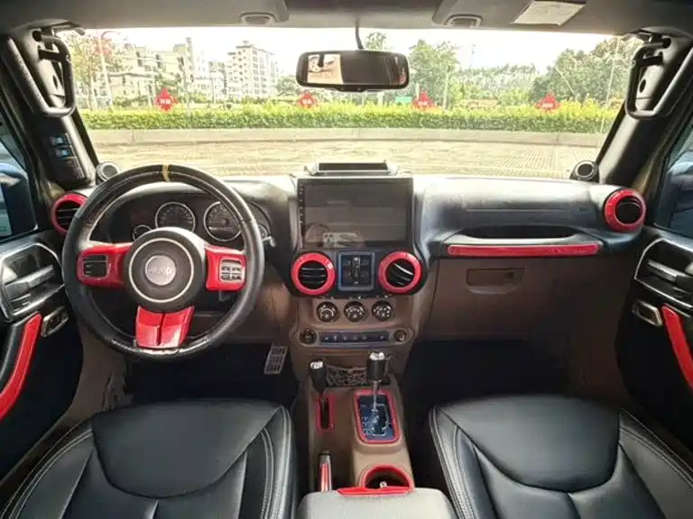صورة 8 - Jeep Wrangler
