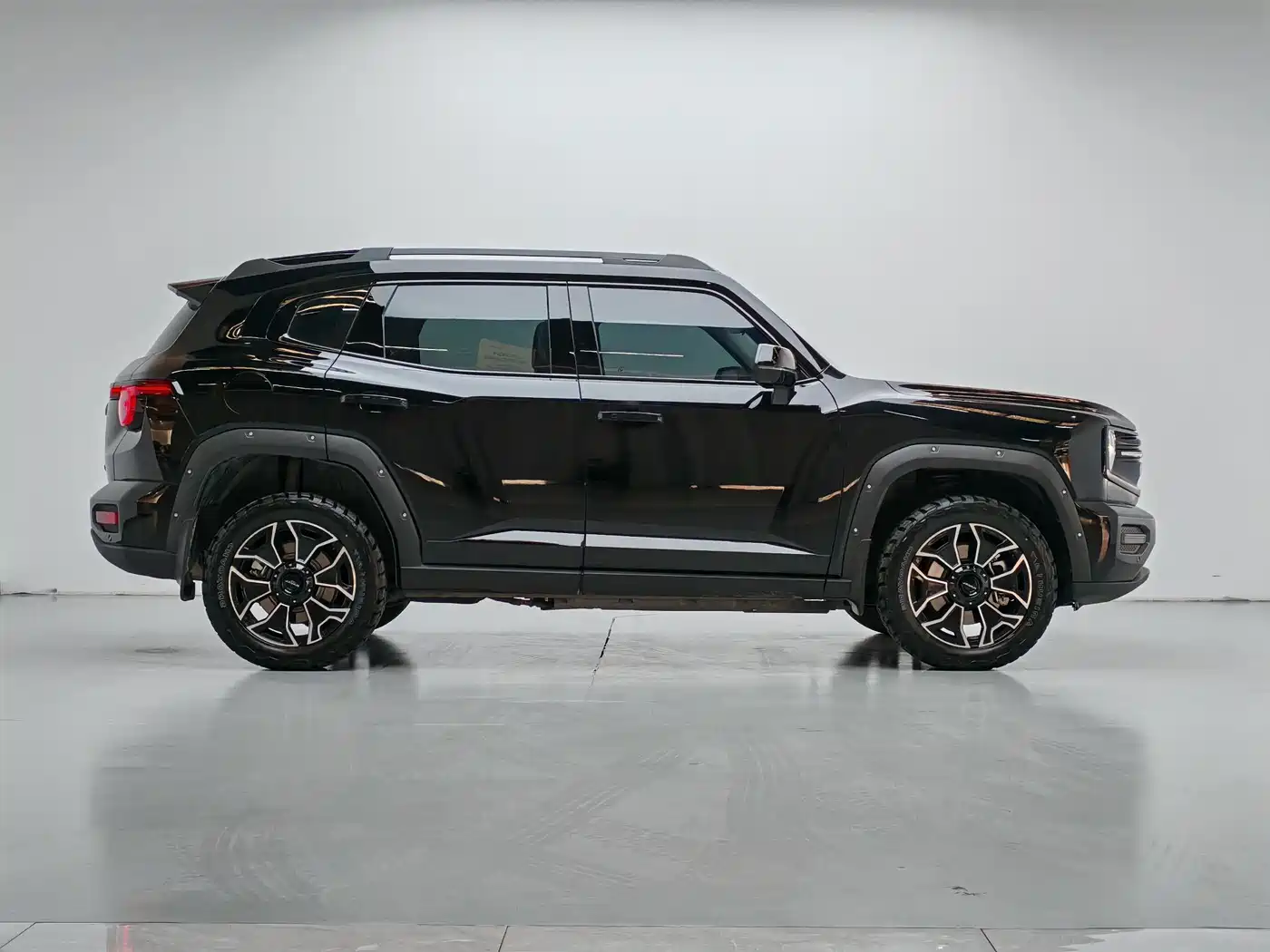 Haval Second-Generation Big Dog New Energy 2025 Hi4 145km Premium Edition фото 12