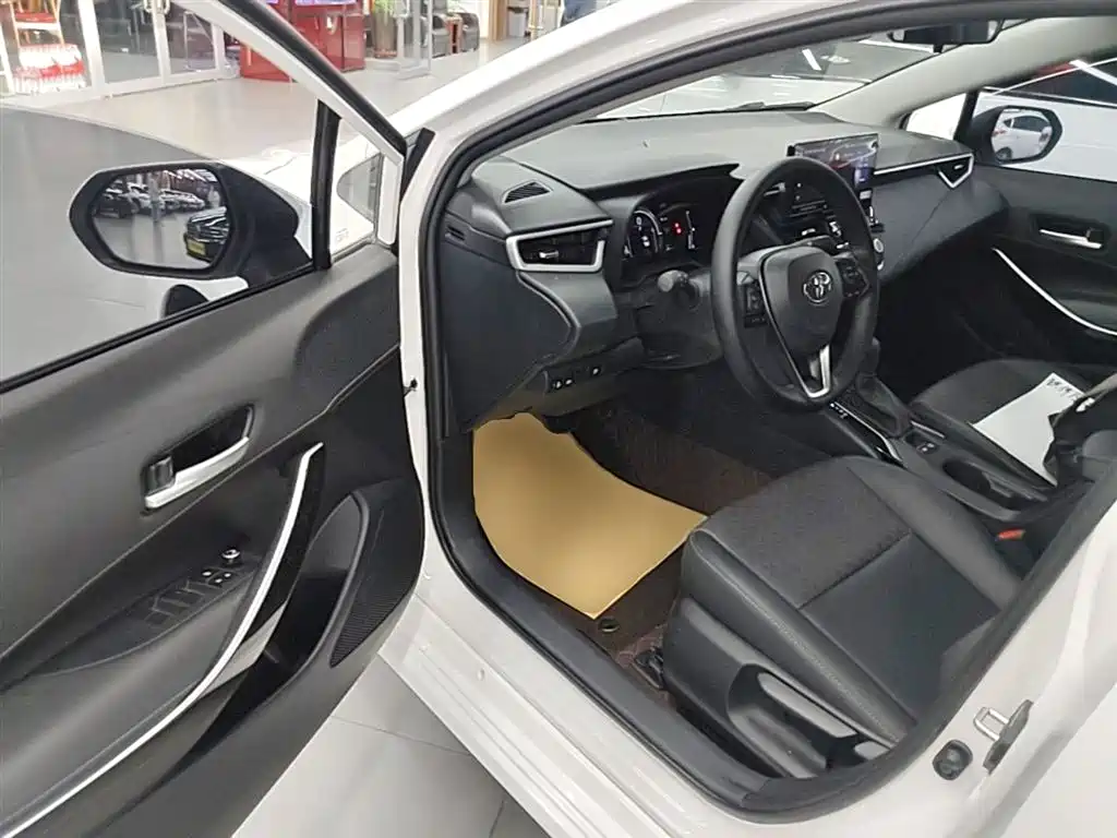 Toyota Corolla 2024 Model 1.8L Smart Hybrid Elite Edition фото 16