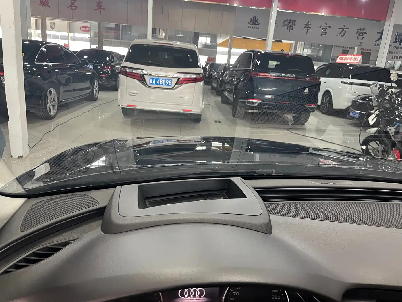 Audi A6L 2014 50 TFSI quattro Luxury фото 13