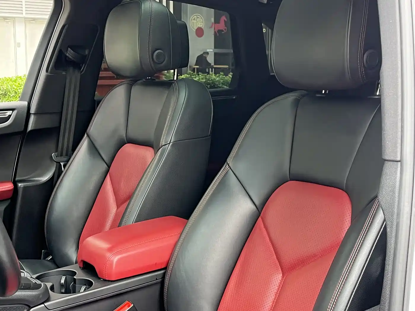 Porsche Macan 2017 Macan 2.0T фото 18