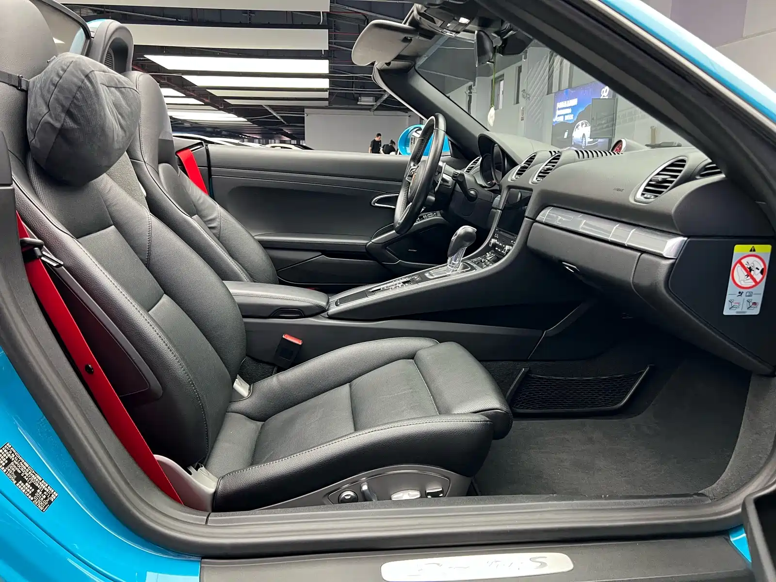 Фото 24 - Porsche 718