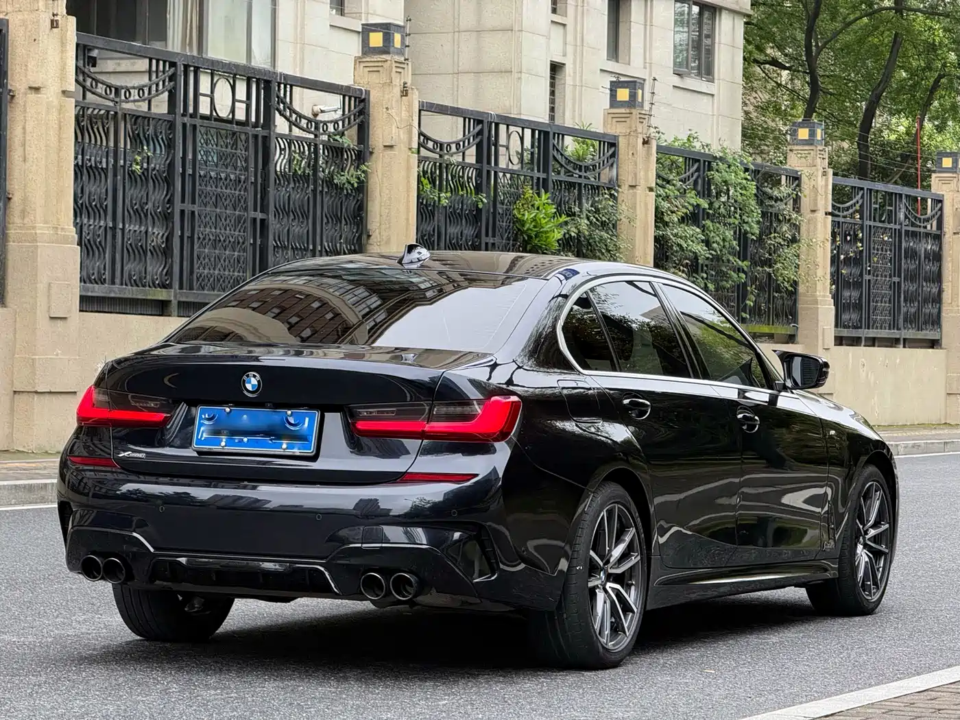BMW 3 Series 2021 325Li M Sport Package фото 13