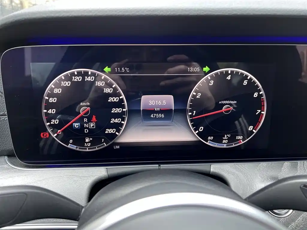 Mercedes-Benz CLS 2020 CLS 300 Dynamic фото 14