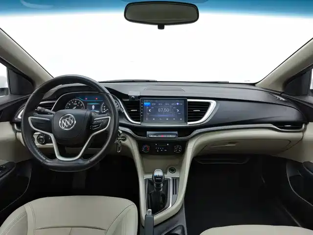 Buick Excelle 2018 15T Manual Elite (China V) — фото 5