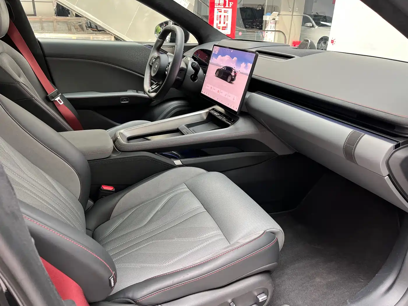 ZEEKR EXTREME KRYPTON 007GT