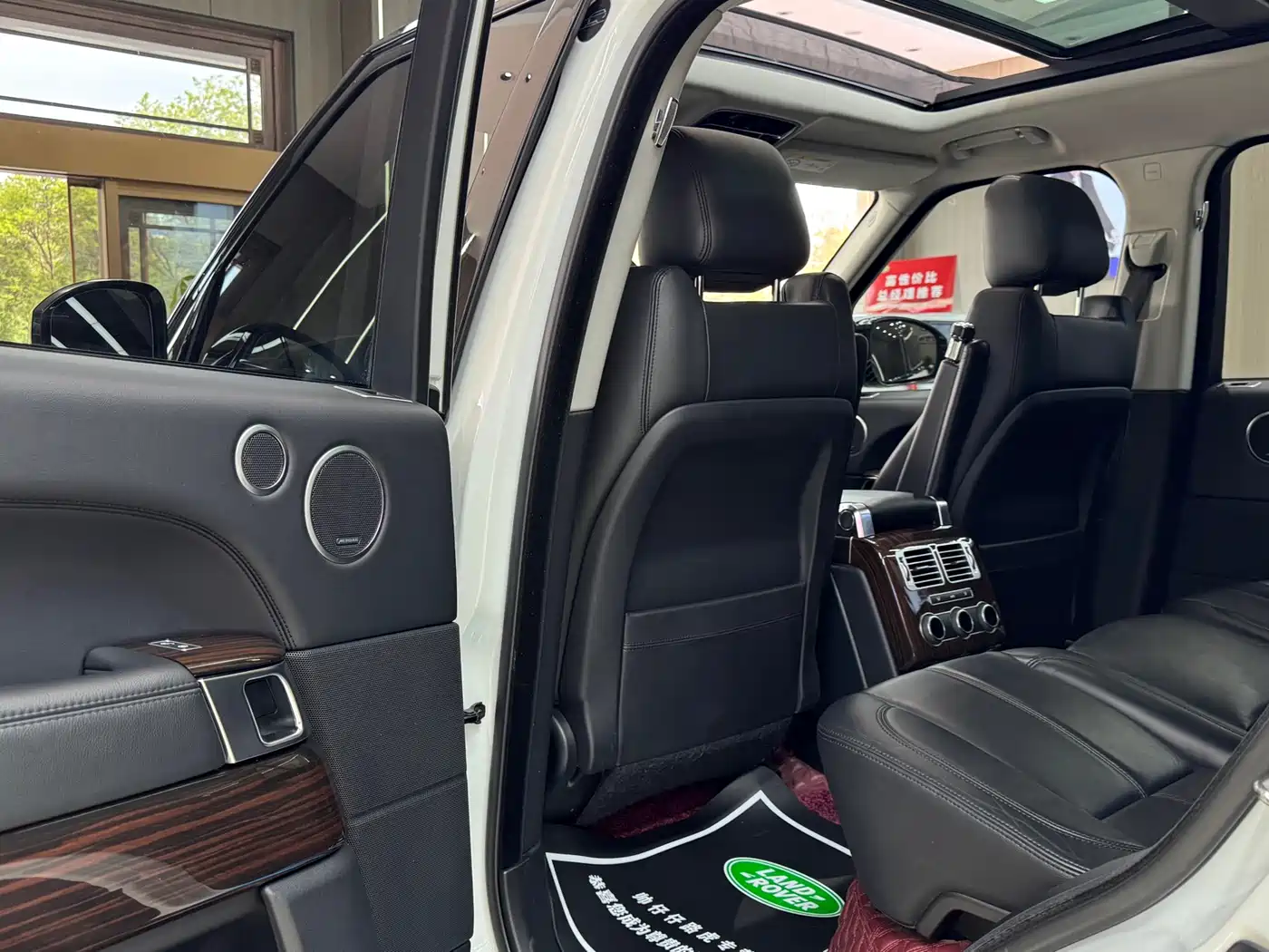 Land Rover Range Rover 2017 3.0 SC V6 Vogue фото 13