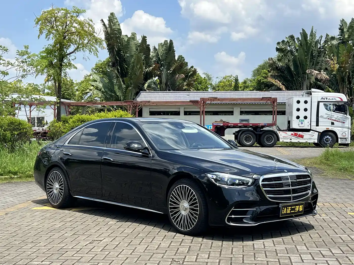 Mercedes-Benz S-Class 2012 S 300 L Premium Grand Edition фото 3