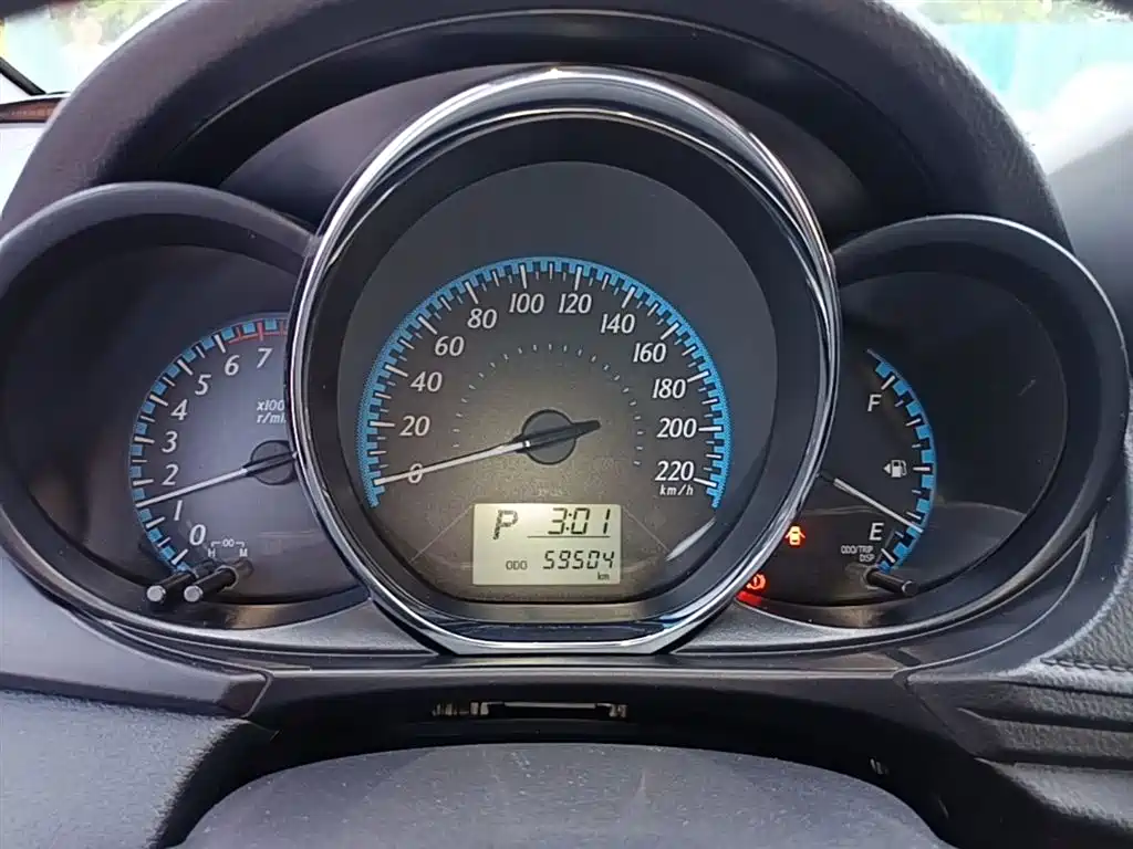 Toyota YARiS L Zhi Xuan 2019 1.5E CVT MeiDong Edition China VI фото 12