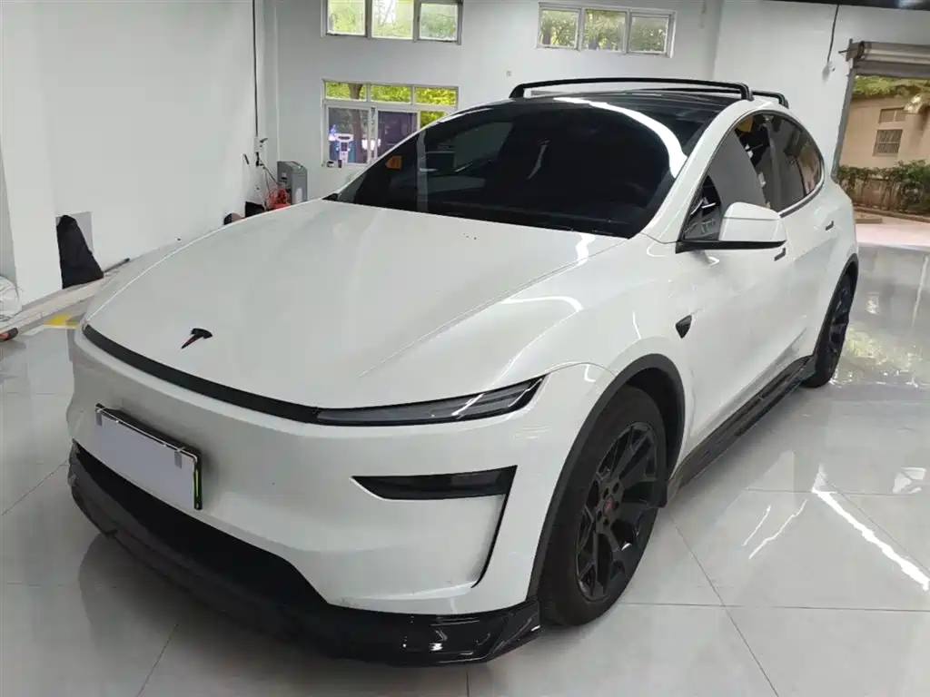 Tesla Model Y L 2025 Facelift Long Range AWD