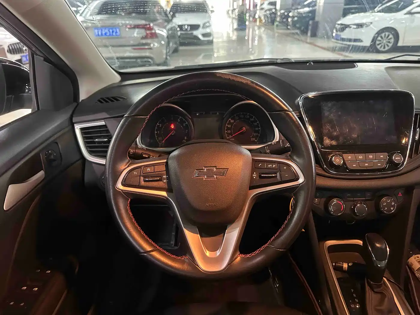 Chevrolet Monza 2020 Mild Hybrid Redline 320T Dual-Clutch Refreshing Edition фото 7
