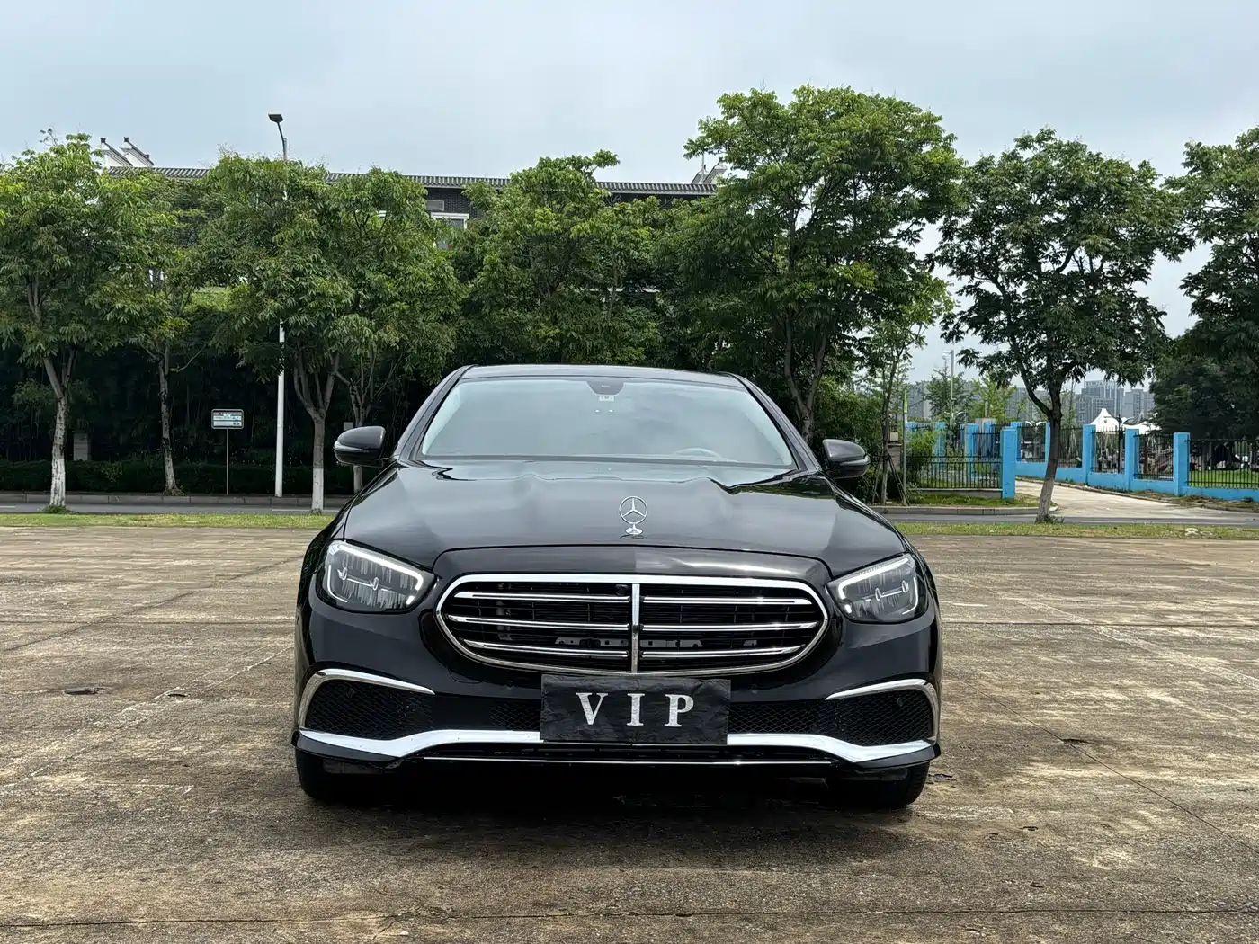 Фото 2 - Mercedes-Benz E-Class
