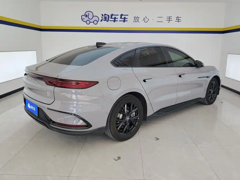 Фото 3 - BYD Han