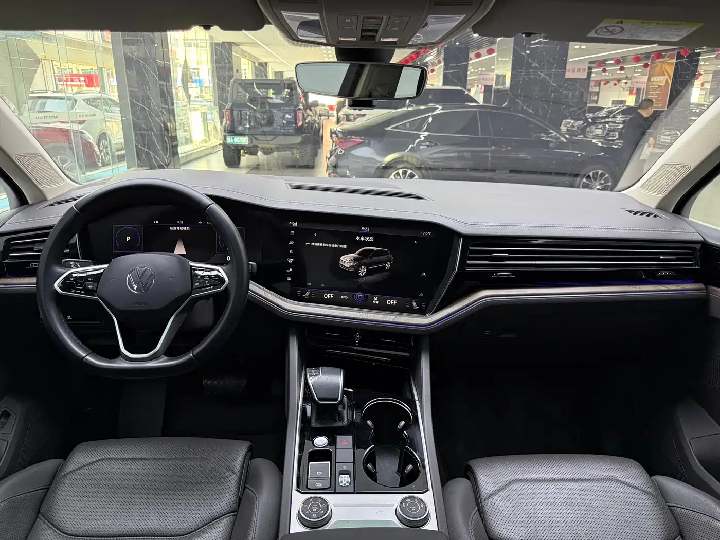 Volkswagen Touareg 2021 2.0TSI R-Line фото 7