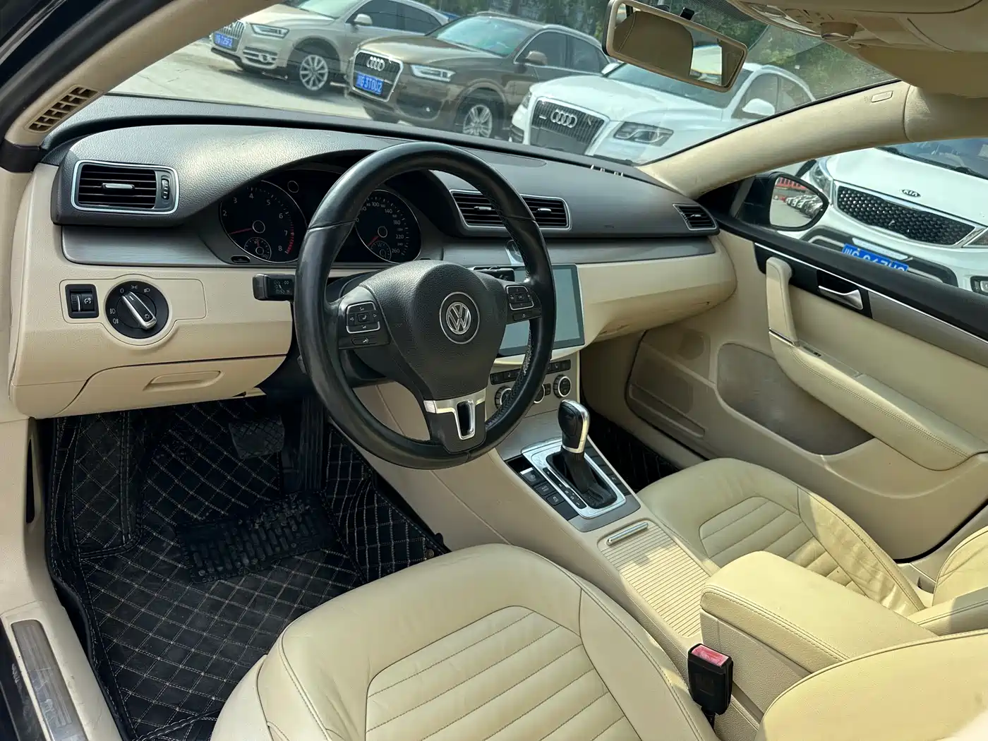 Volkswagen Magotan 2012 Facelift 1.8TSI Leading фото 5