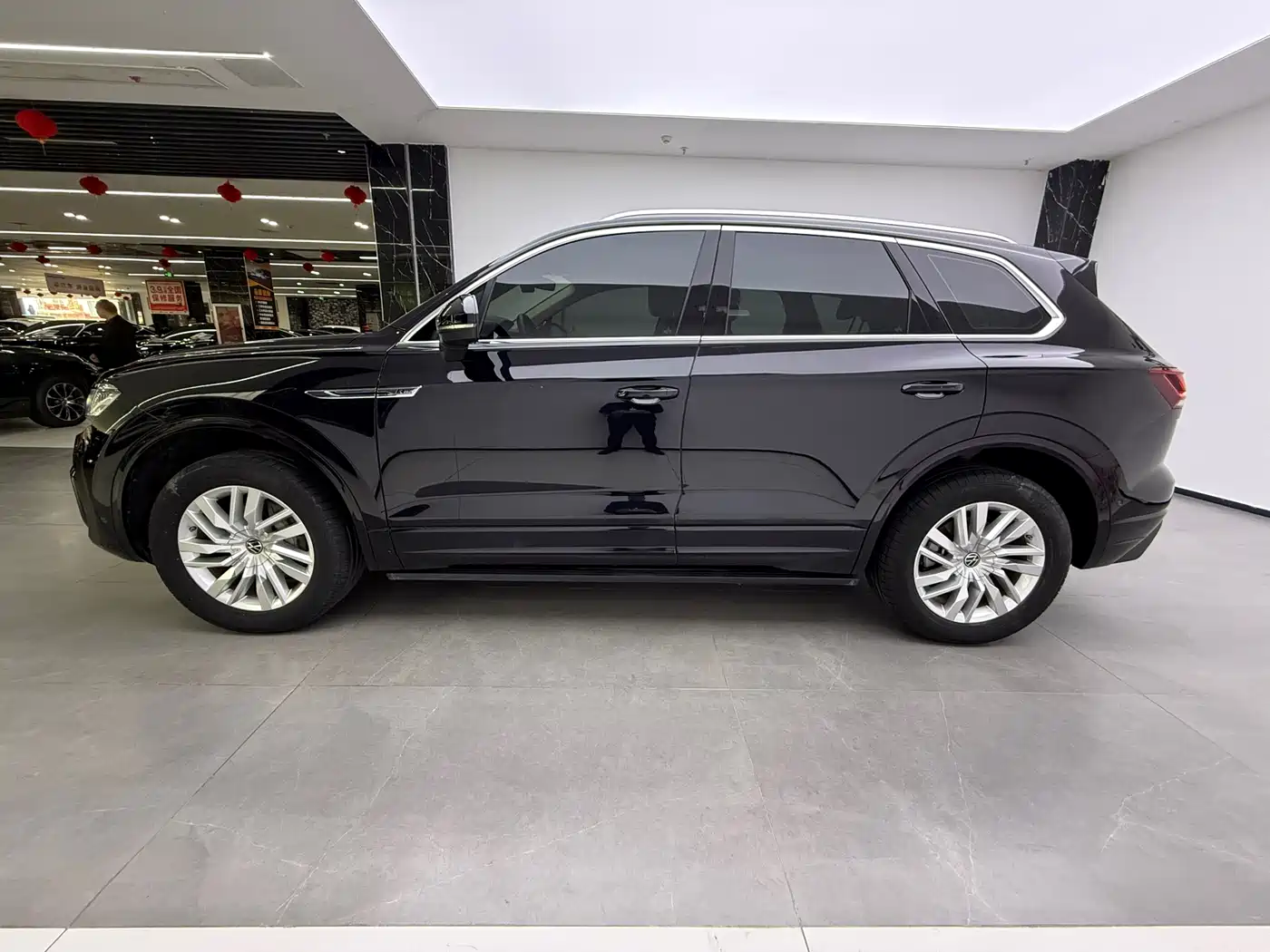 Volkswagen Touareg 2021 2.0TSI R-Line фото 5