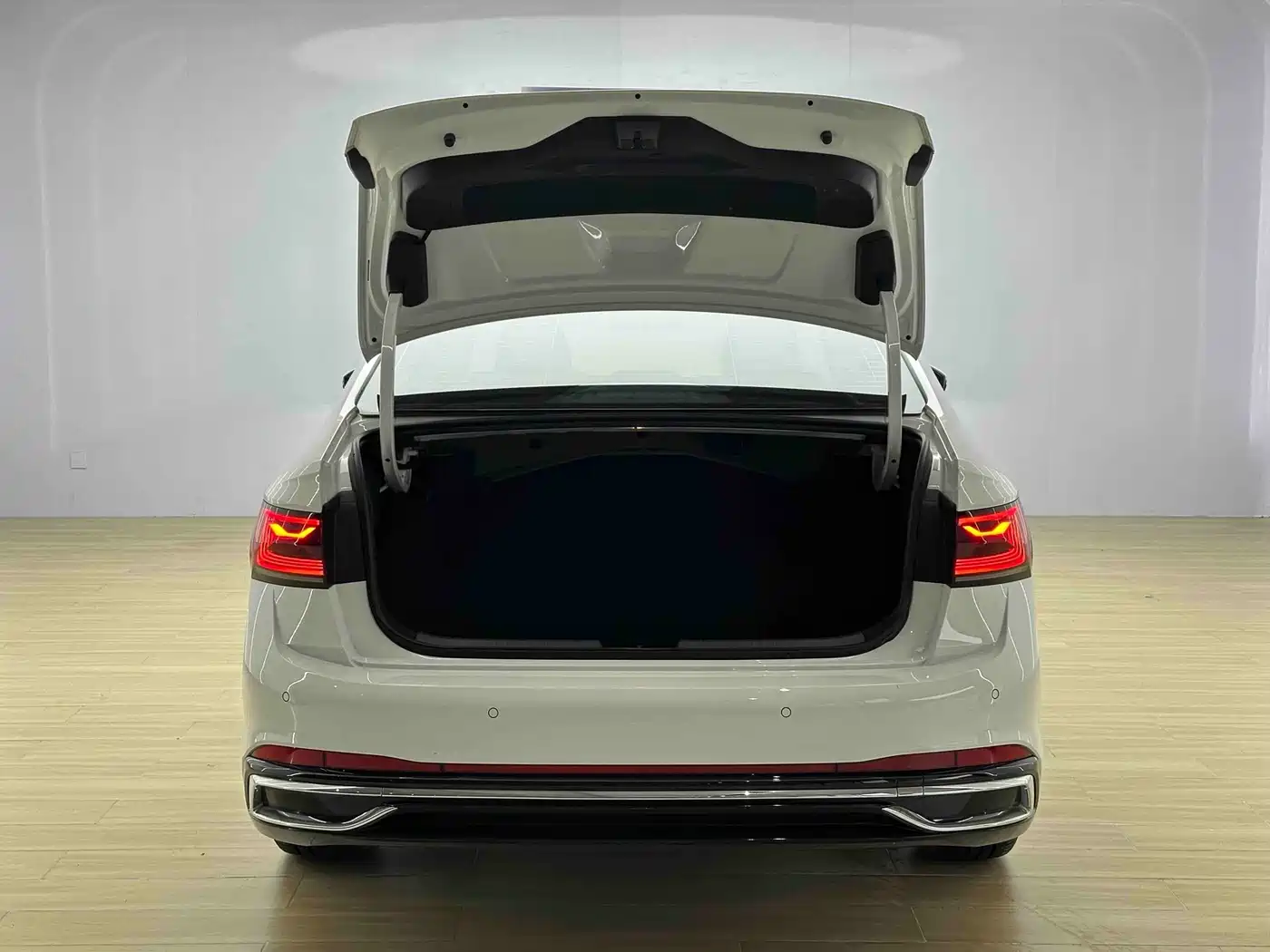 Volkswagen Sagitar, миниатюра 8