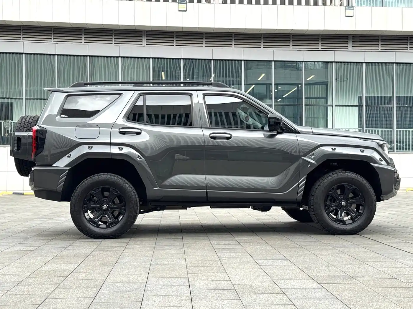 Tank 400 New Energy 2024 Hi4-T Off-Road Edition фото 7