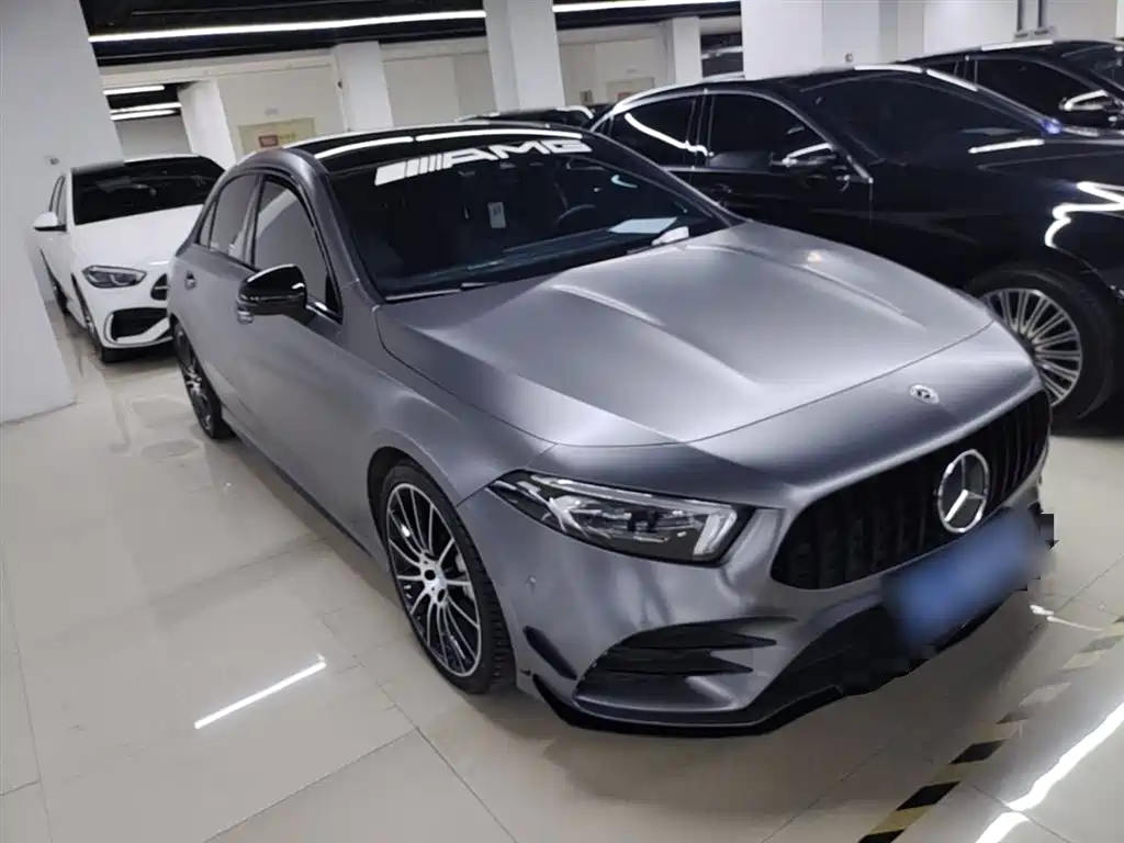 Mercedes-Benz A-Class AMG 2022 AMG A 35 L 4MATIC фото 4