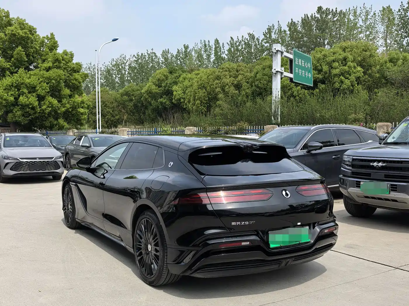 Denza Z9GT 2024 1100 AWD Ultra Edition фото 4