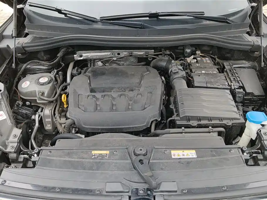 Volkswagen Tiguan L 2024 PRO 330TSI 2WD R-Line Smart Edition фото 10