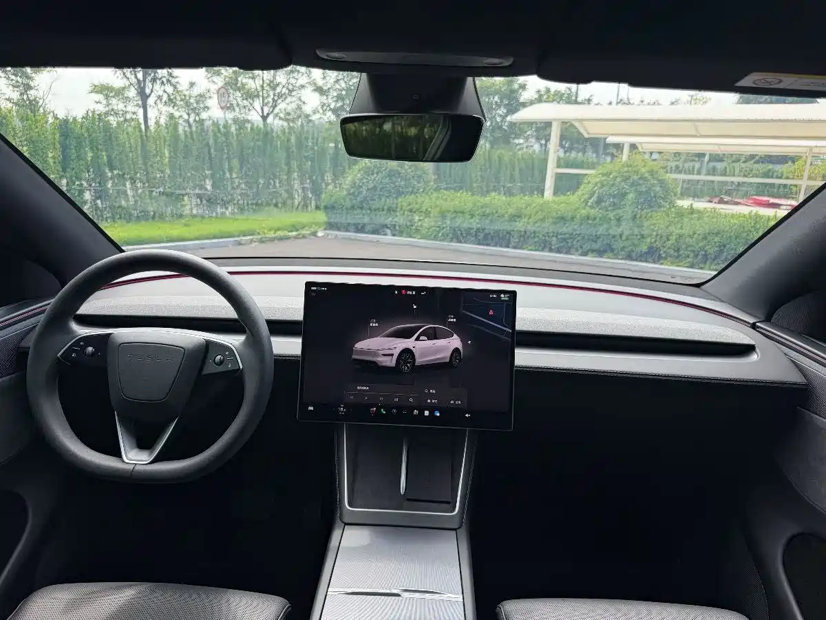 Tesla Model Y L 2025 2025 Facelift Long Range AWD