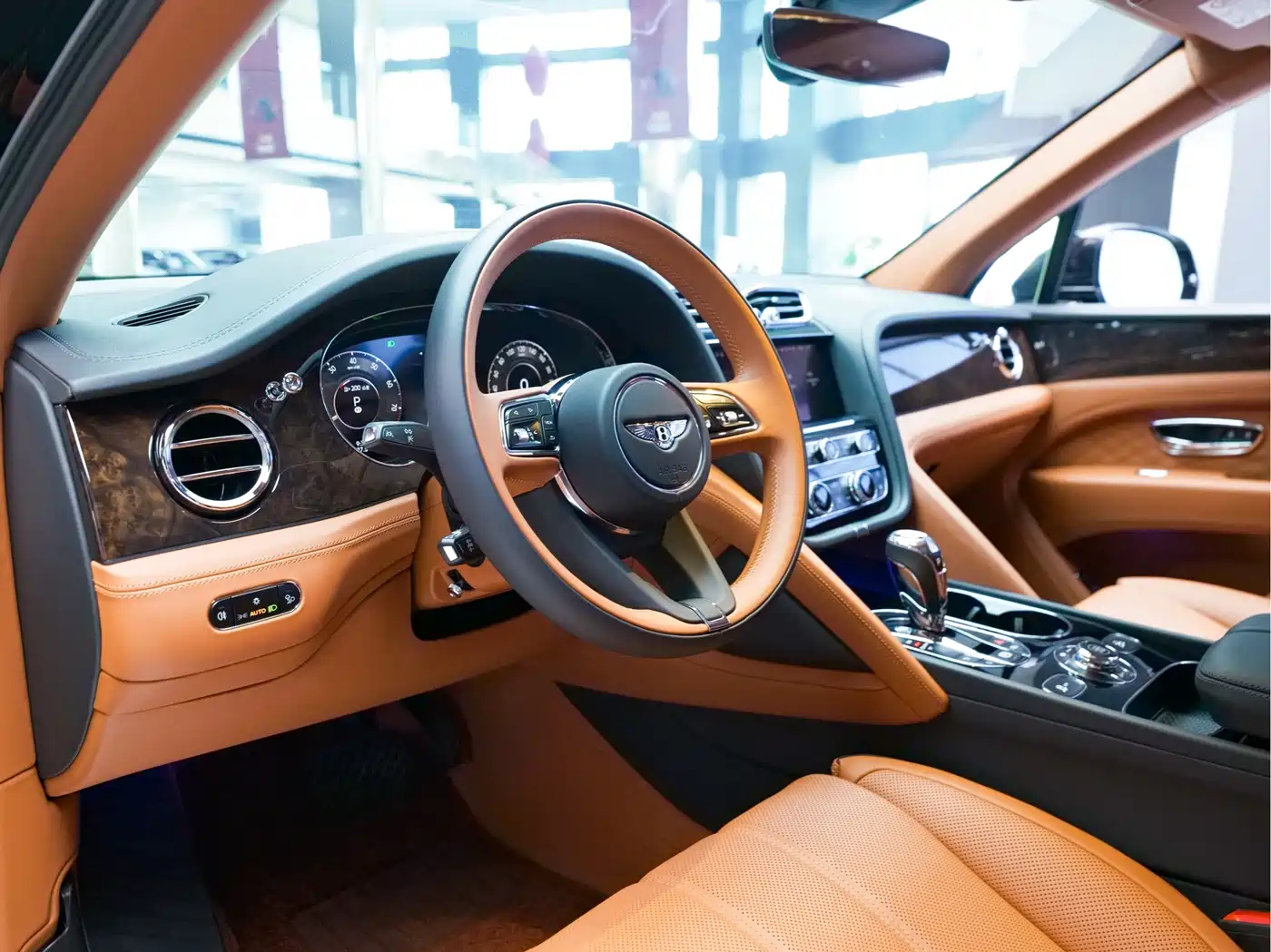 Bentley Bentayga 2026 2025 4.0T V8 Long Wheelbase Art Edition