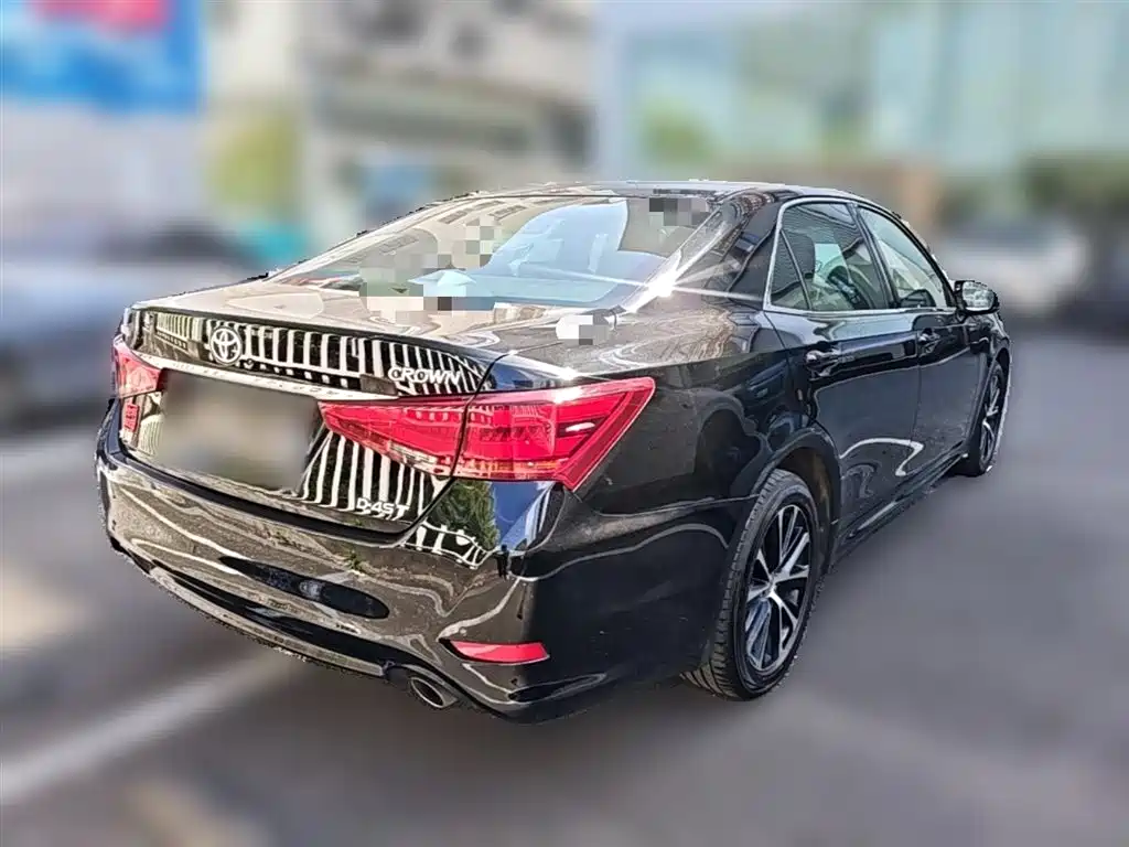 Toyota Crown 2018 2.0T Fashion Edition фото 12