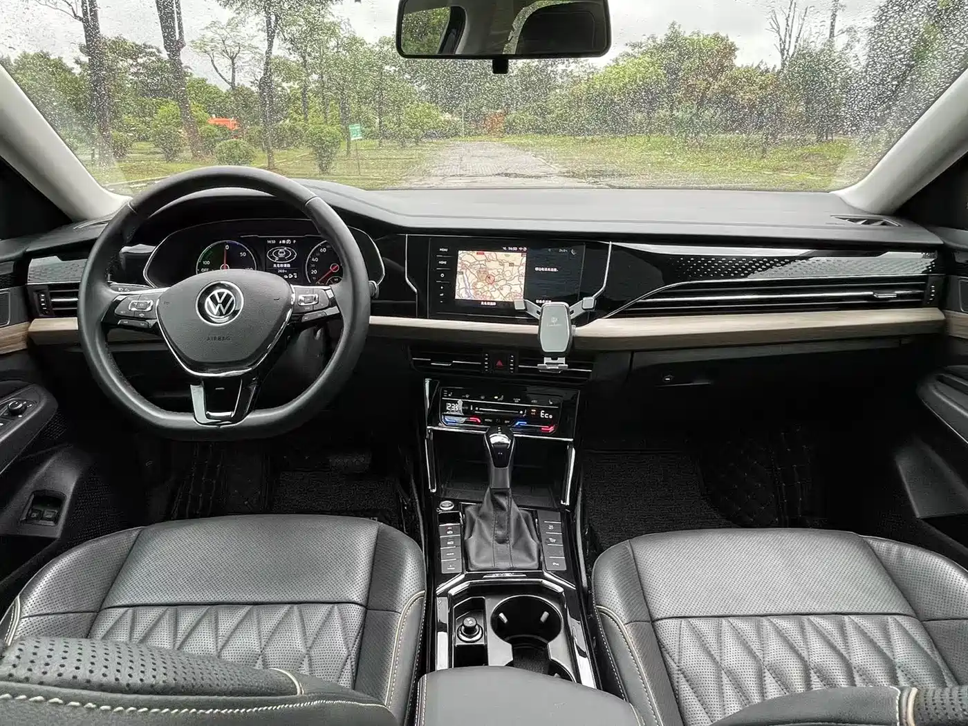 Volkswagen Passat New Energy 2020 430PHEV Hybrid Luxury (China VI) фото 16