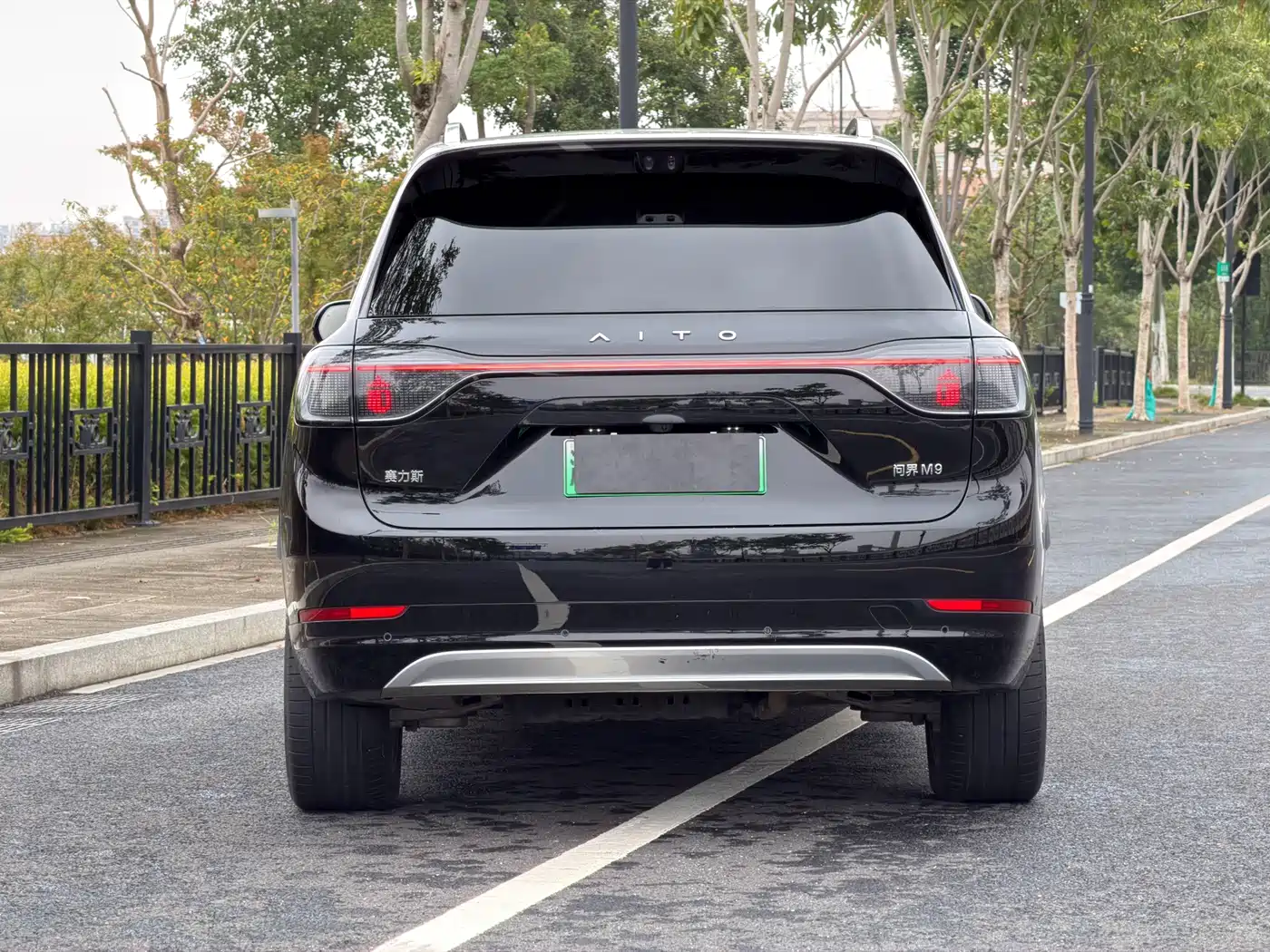 Aito M9 2025 2025 Extended Range Ultra 52kWh 6-Seater