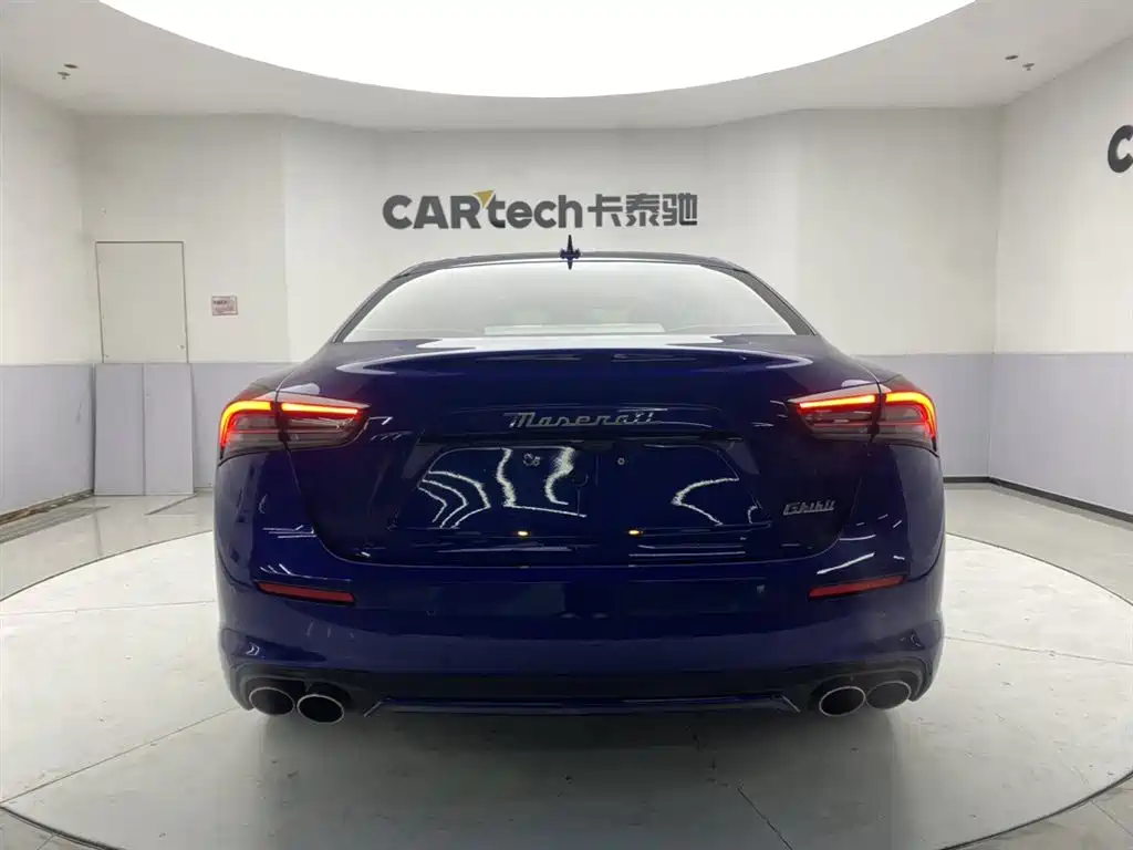 MASERATI GHIBLI