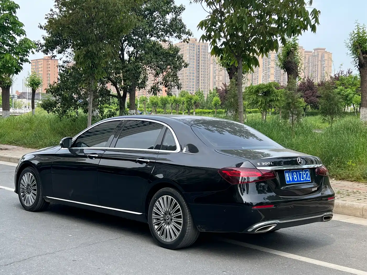 Mercedes-Benz E-Class 2021 E 300 L Premium фото 4