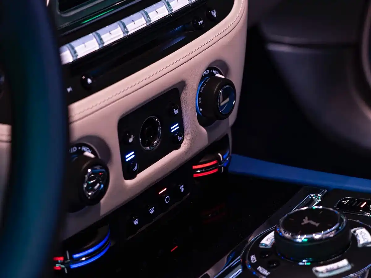 Фото 25 - Rolls-Royce Wraith