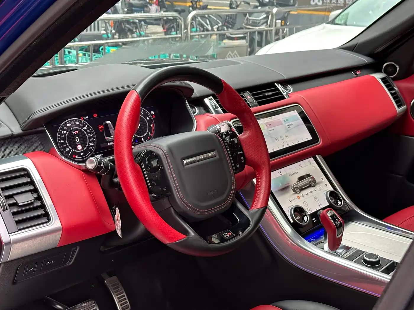 Land Rover Range Rover Sport 2022 5.0 SC V8 SVR фото 5