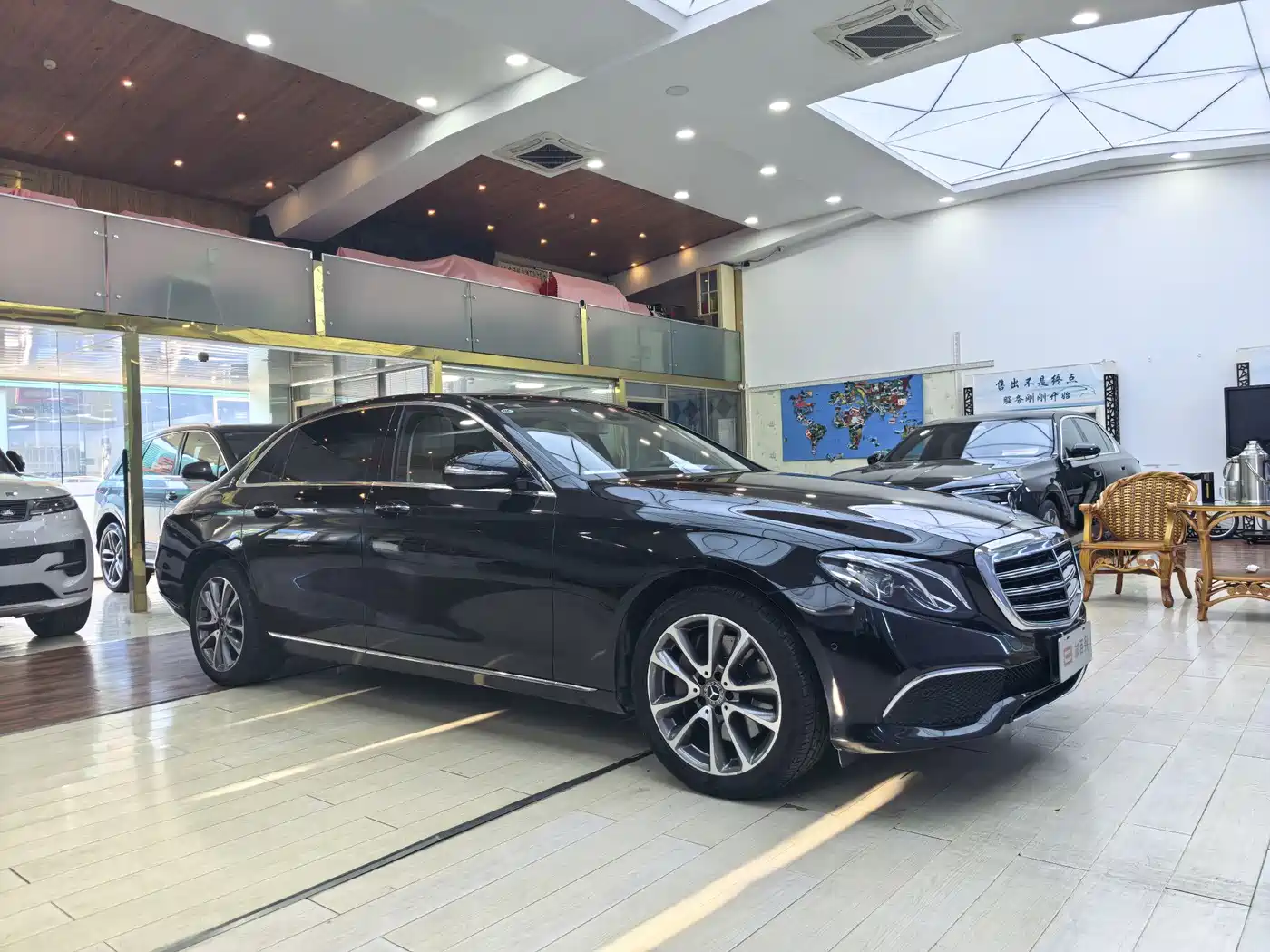Mercedes-Benz E-Class 2016 E 300 L Fashion Type фото 3