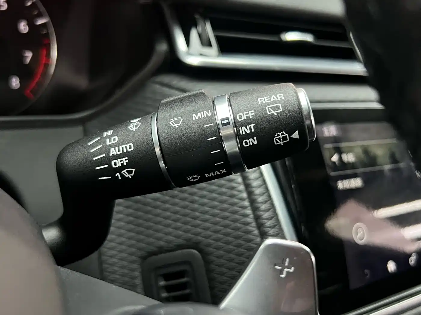 Land Rover Range Rover Velar 2020 P250 R-DYNAMIC S фото 25