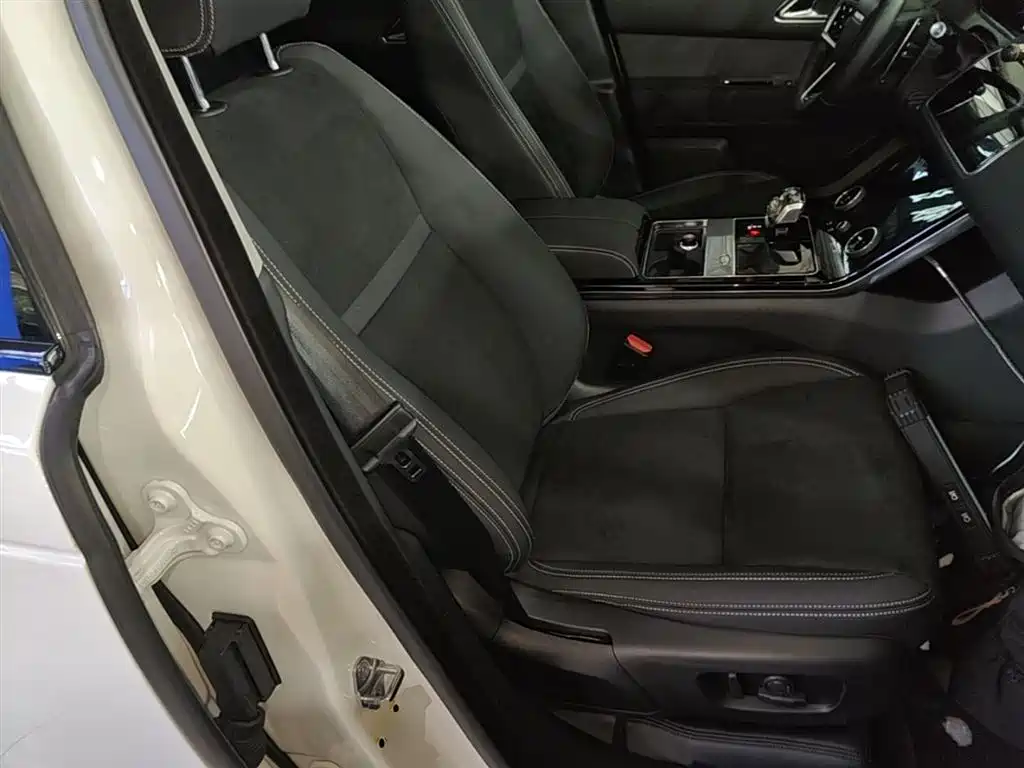 Land Rover Range Rover Velar 2022 250PS фото 25
