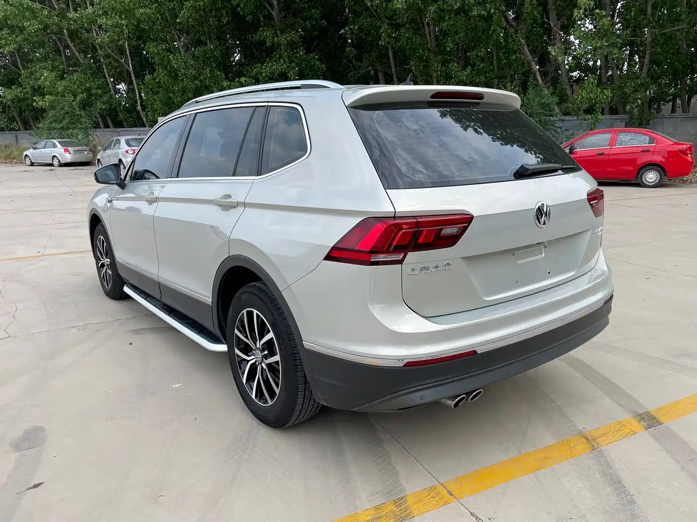 Volkswagen Tiguan L 2017 330TSI Automatic 2WD Luxury Edition фото 4