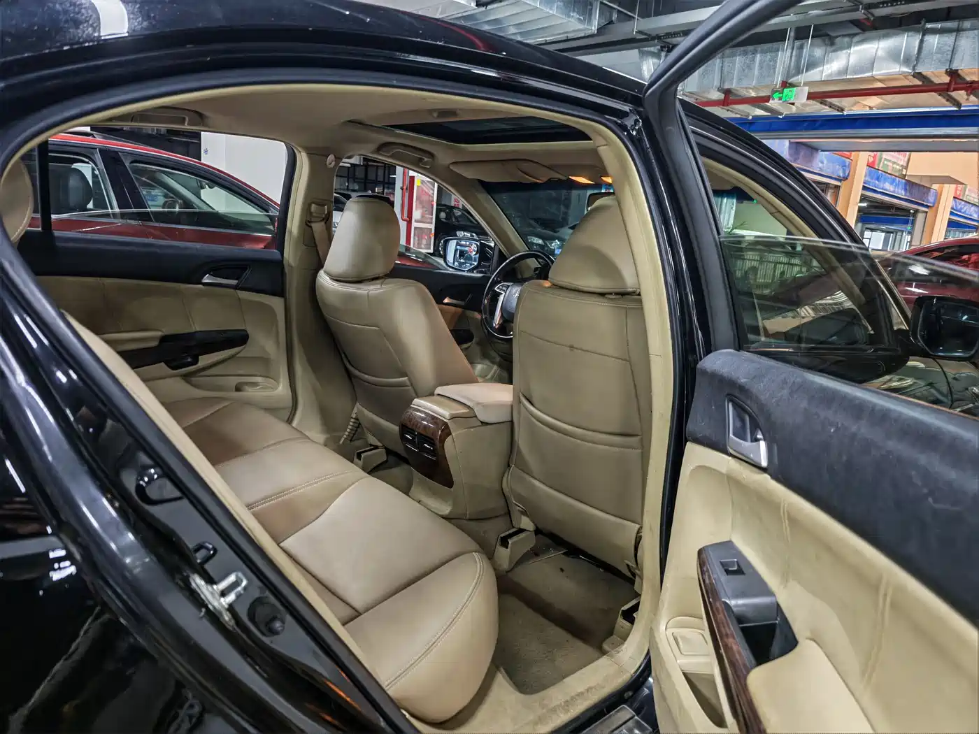 Фото 7 - Honda Accord